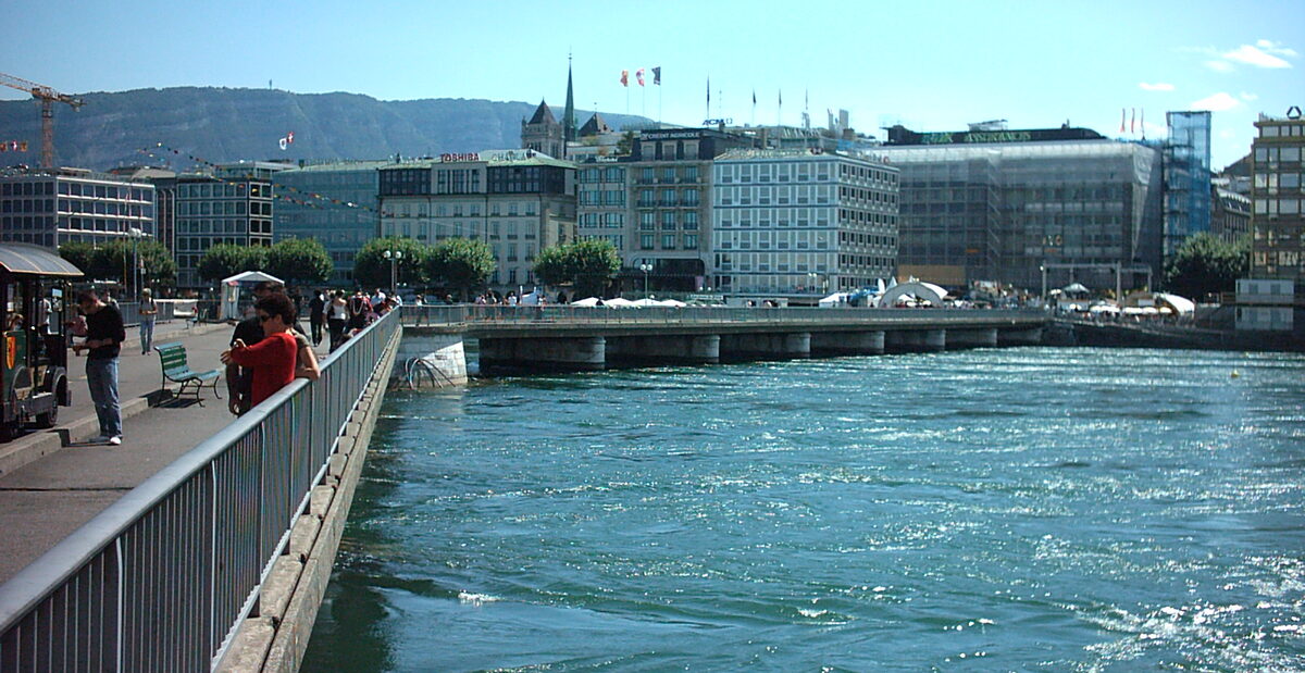 Pont des Bergues, Genève — droit pénal de la famille